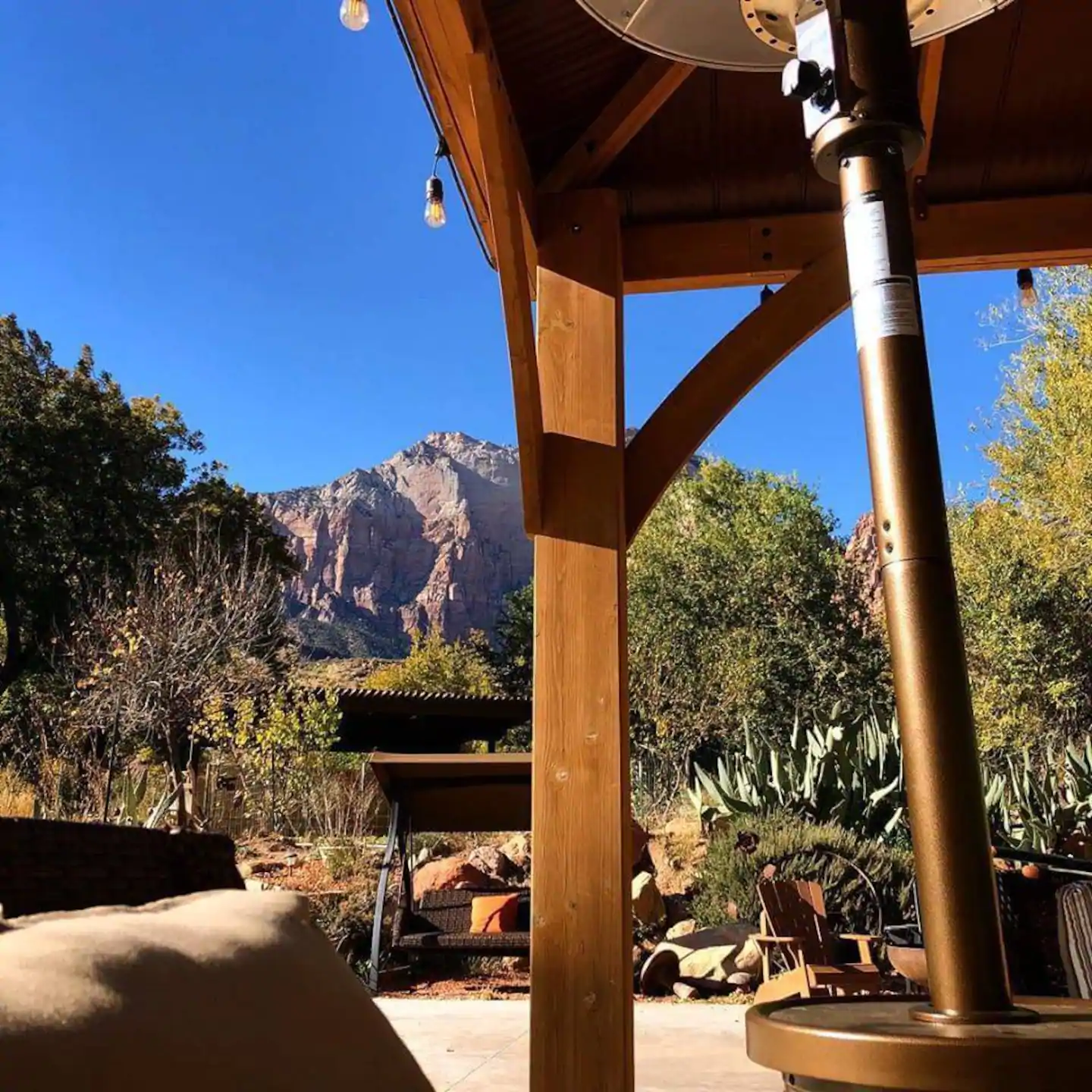 The Best AirBnBs And Cabin Rentals In Zion National Park ...